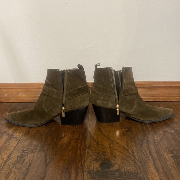 Marc Fisher booties size 10 - Picture 2 of 8